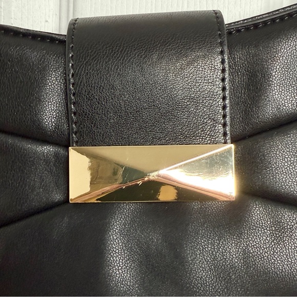 INC International Concepts - Rebecca medium Crossbody clutch purse - black NWT - Picture 4 of 12